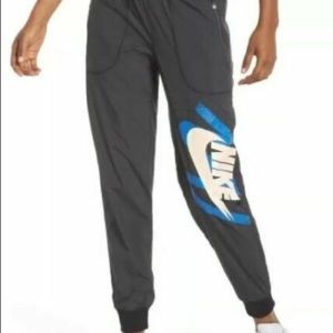 Nike black archive woven jogger pants windbreaker